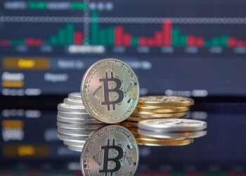 Crypto Investor Sues Trump Over Family-Linked Digital Currency Deal