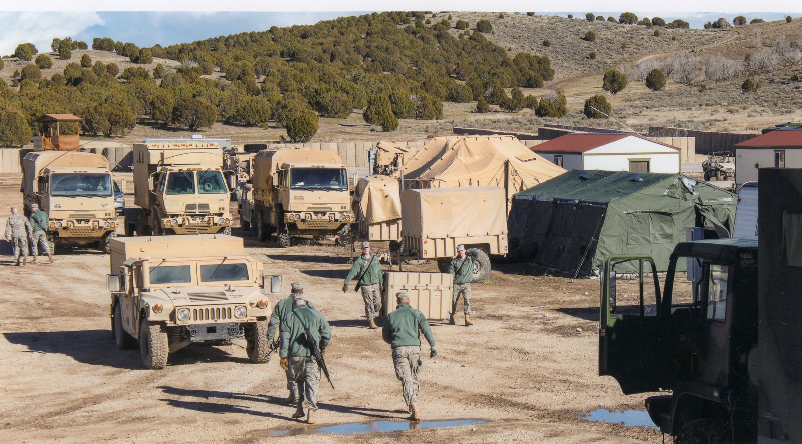 US Court Blocks Removal of Transgender Troops, Allows Recruit Ban