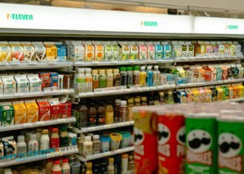7-Eleven Sees Americans Become More Cautious With Spending
