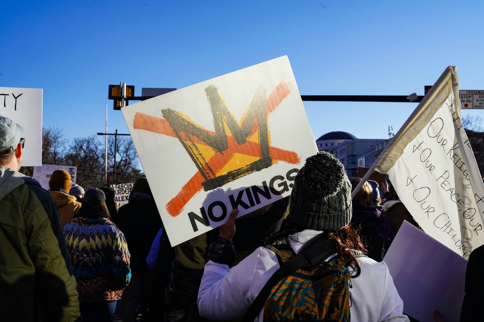 No Kings Rallies Sweep US as Organisers Urge Early Voting in Midterms