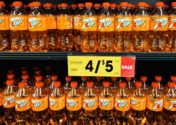 Check Your Soda: 77,000 7Up Cans Recalled Over Sugar Content